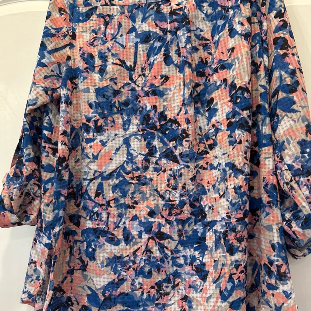 NY Collection Women's Plus SZ 2X Silky Long Sleeve Up Button & Button-Up Blouse - Picture 3 of 9